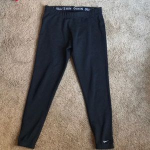 Black Nike fleece lined running pans. M. Black.